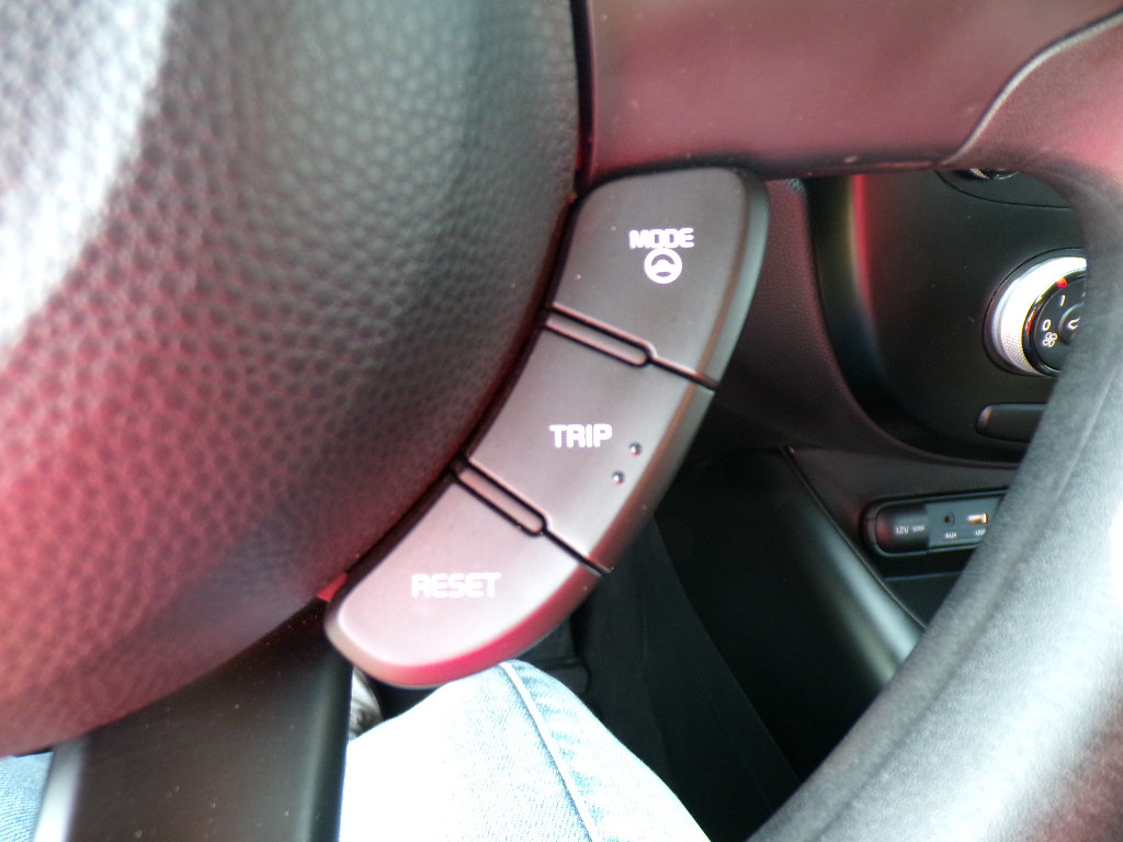 Used 2017 Kia Soul FWD image 26