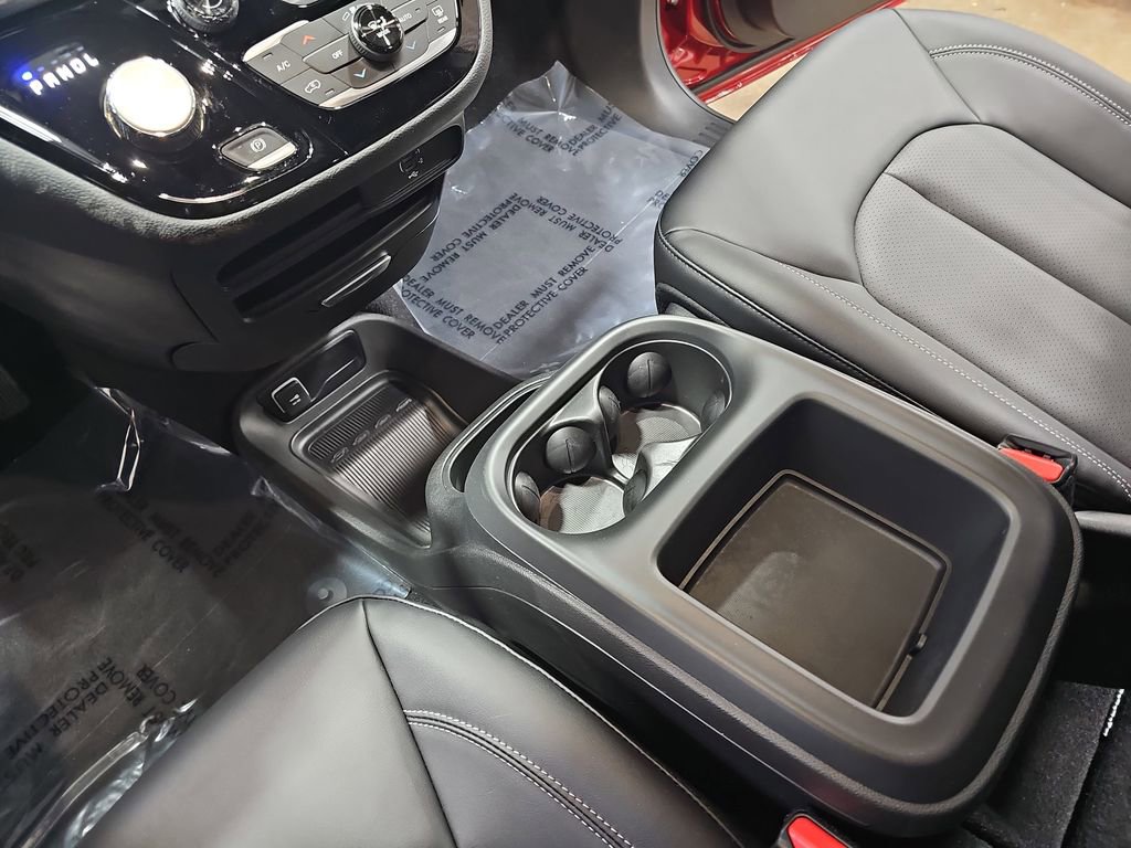 New 2026 Chrysler Pacifica Select image 27