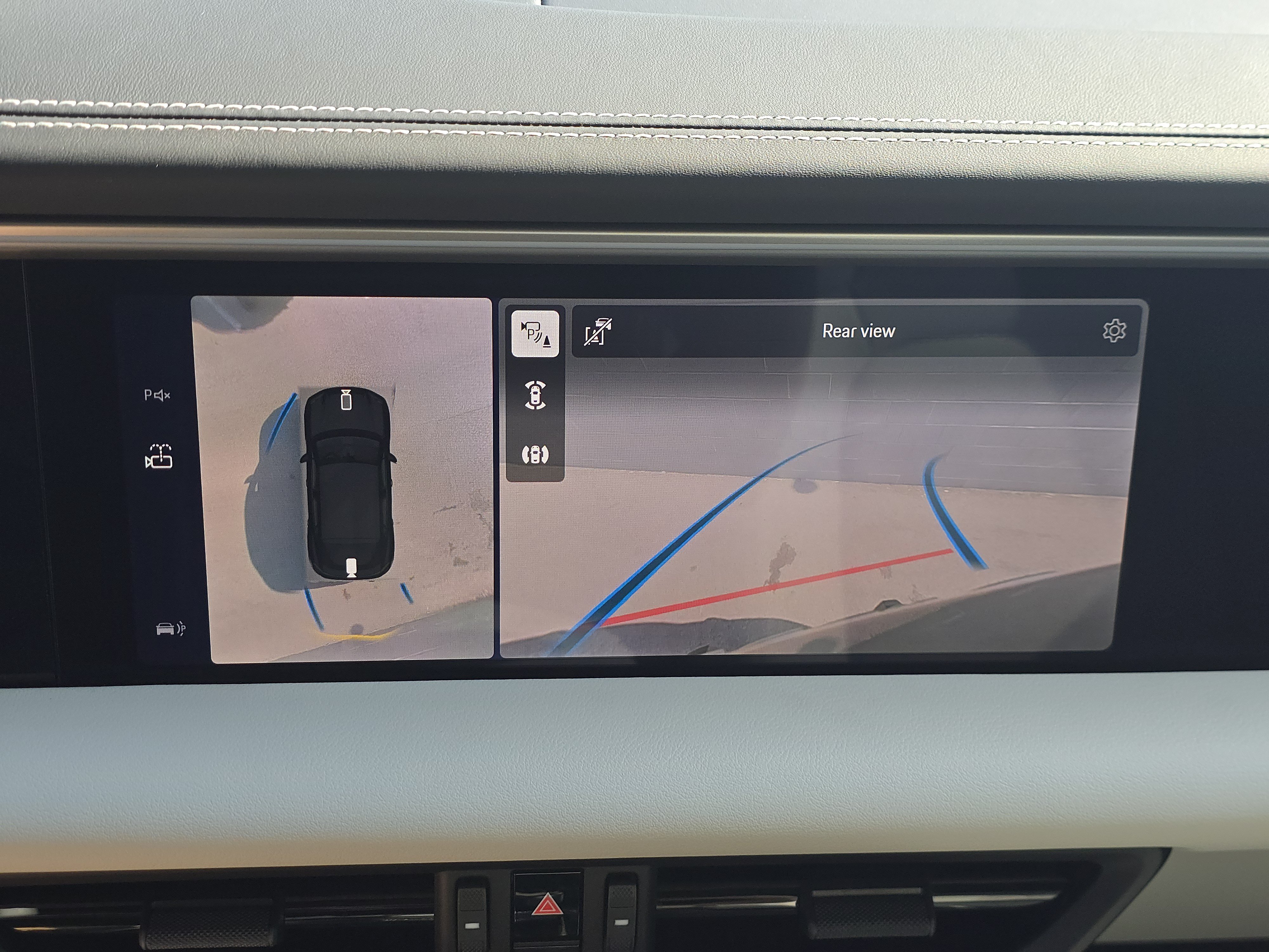 New 2026 Porsche Macan 4 Electric AWD/4WD image 29