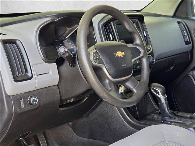 Used 2022 Chevrolet Colorado W/T w/ WT Convenience Package RWD image 9