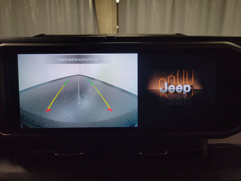Used 2024 Jeep Wrangler Unlimited AWD/4WD image 20