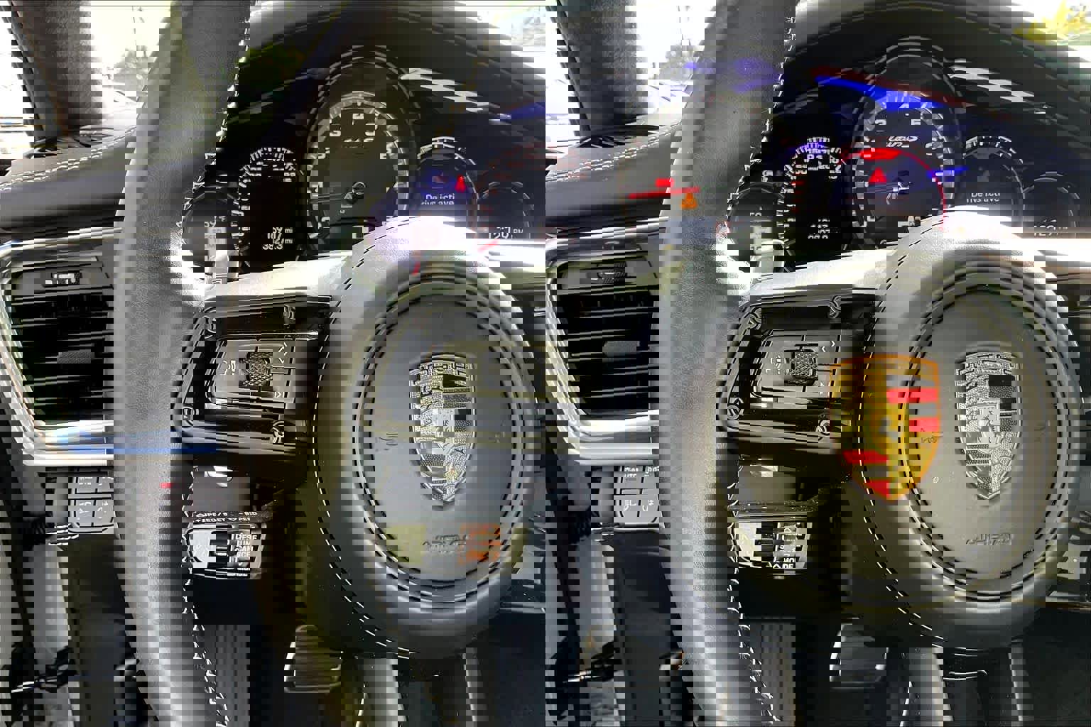 Used 2022 Porsche Panamera Turbo S image 21