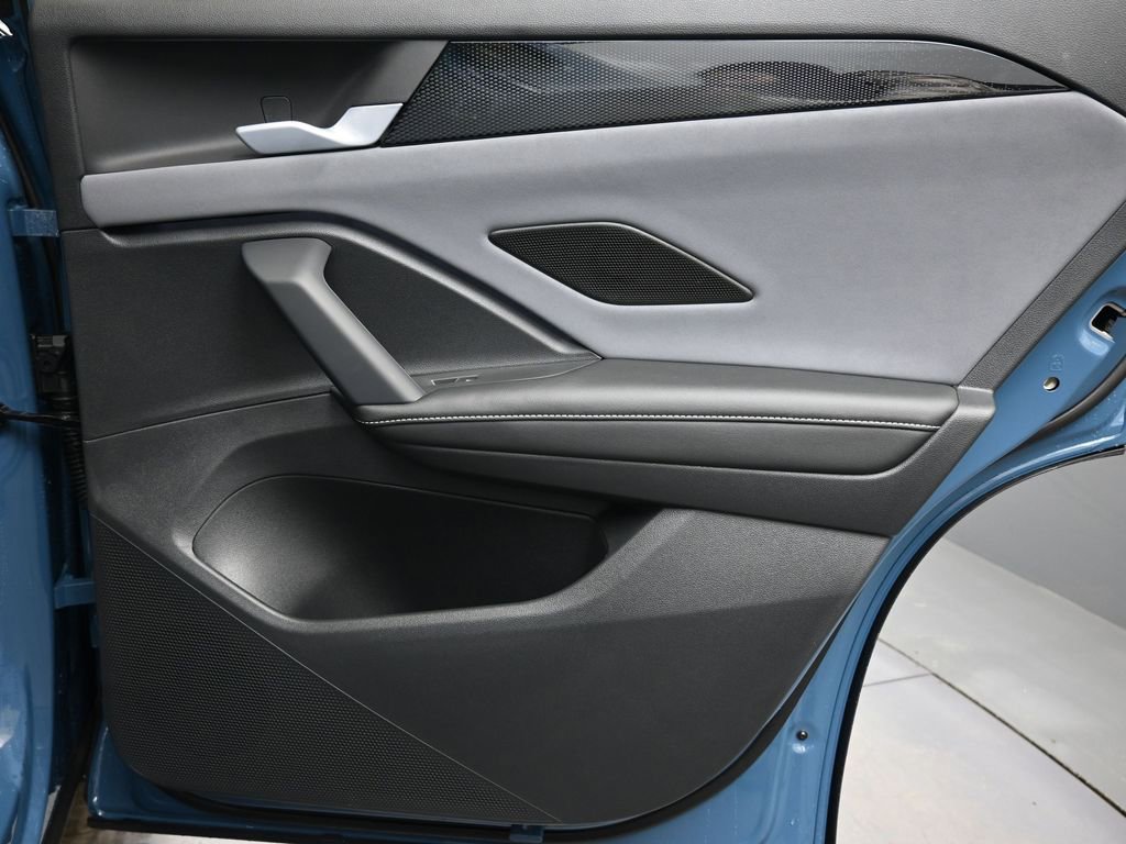 New 2026 Volkswagen Tiguan SE image 14