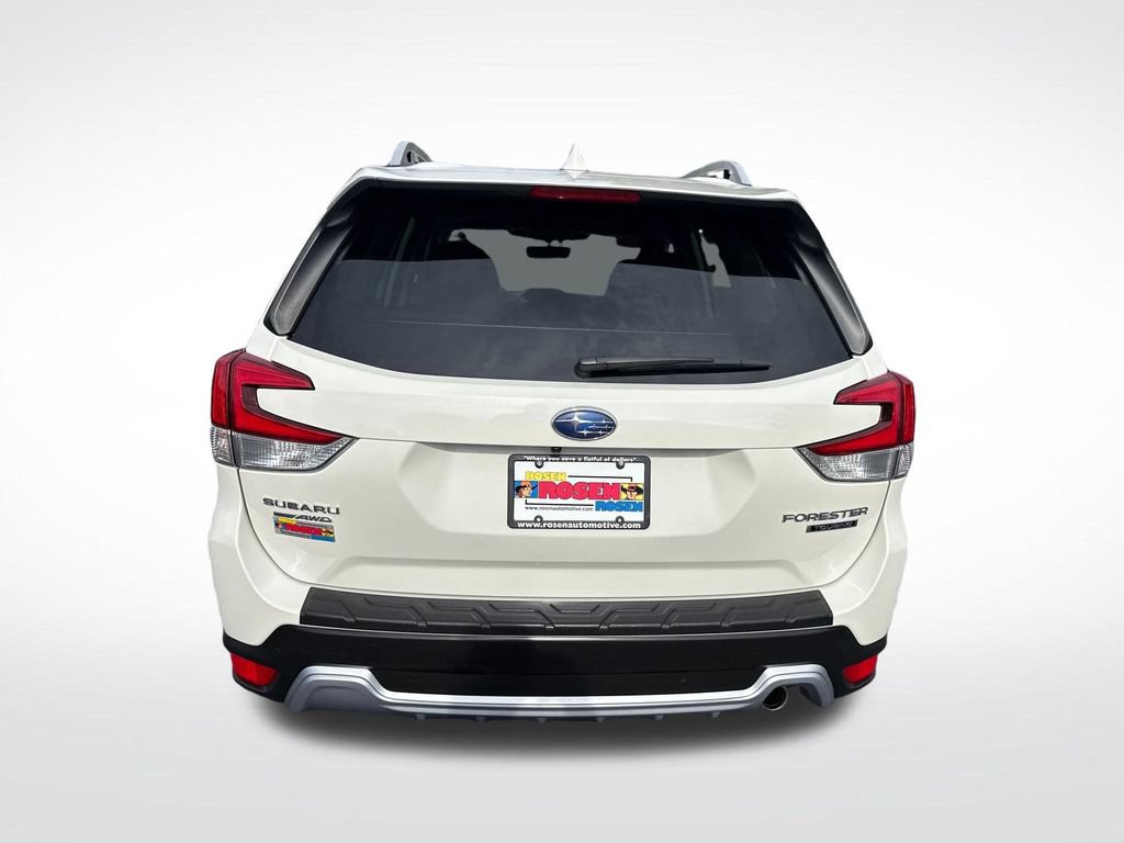 Used 2023 Subaru Forester Touring w/ Popular Package #2 AWD/4WD image 4