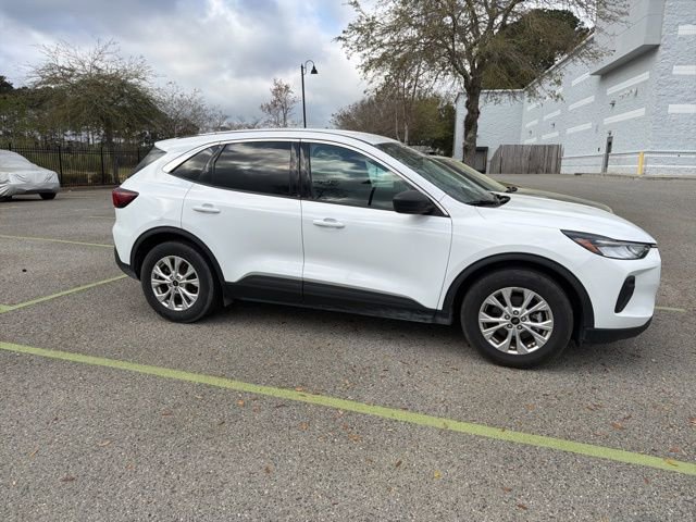 Used 2023 Ford Escape Active image 15