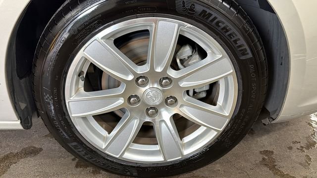 Used 2011 Buick LaCrosse CXL w/ Driver Confidence Package image 9