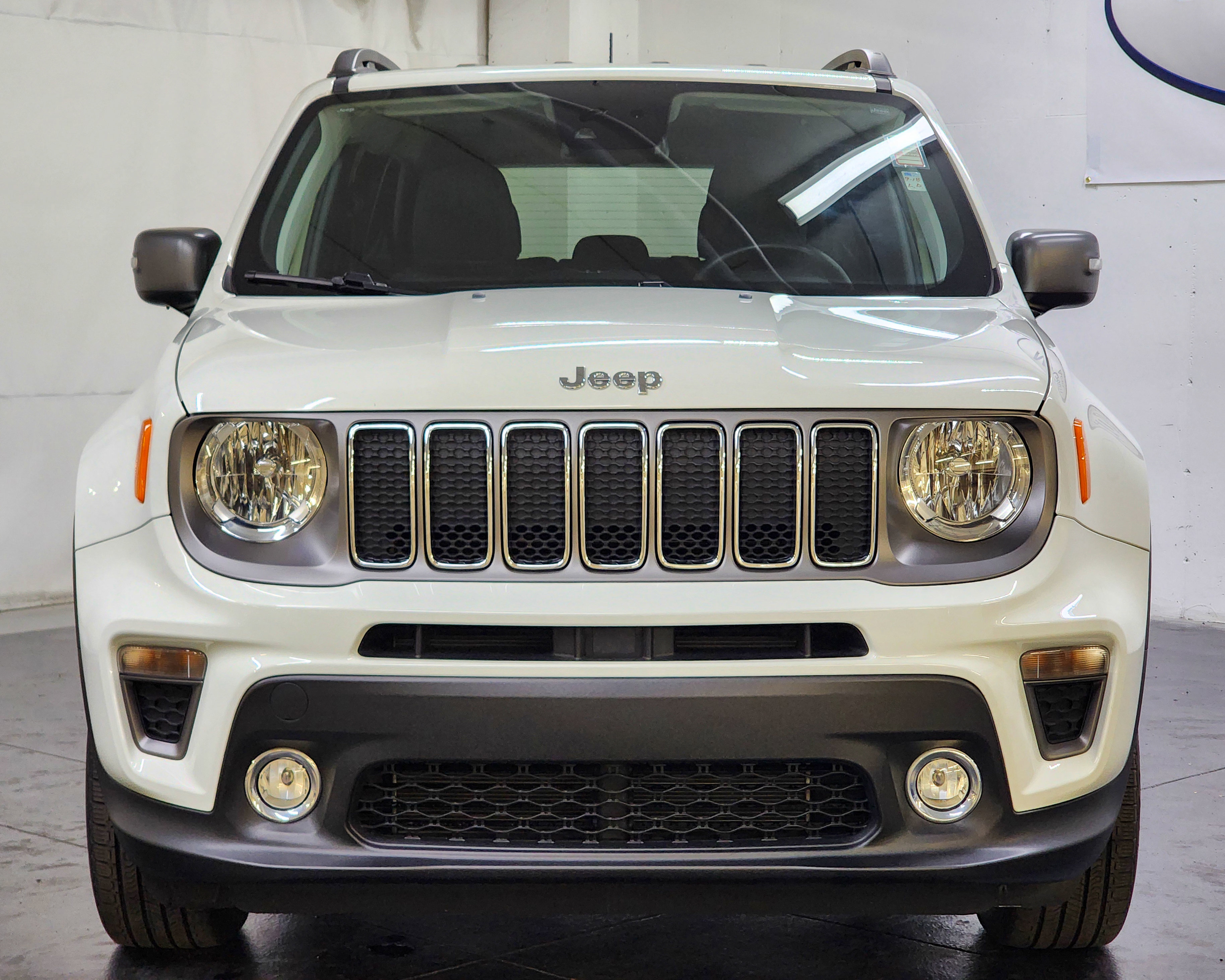 Used 2021 Jeep Renegade Limited image 12