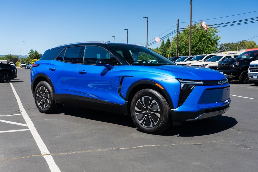 New 2026 Chevrolet Blazer EV LT w/ Super Cruise Package AWD/4WD image 6