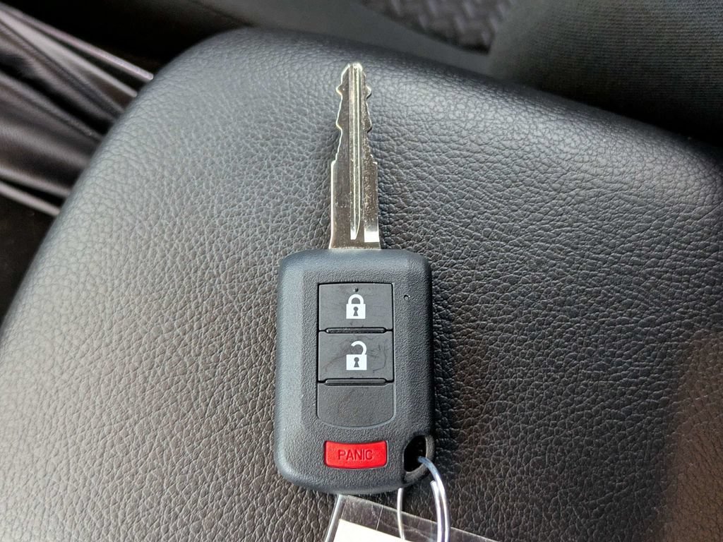 Used 2026 Mitsubishi Eclipse Cross ES AWD/4WD image 24