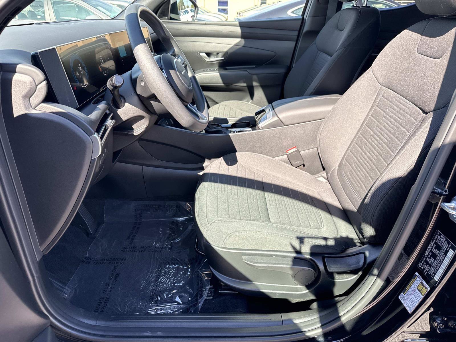 Certified 2025 Hyundai Santa Cruz SE AWD/4WD image 24