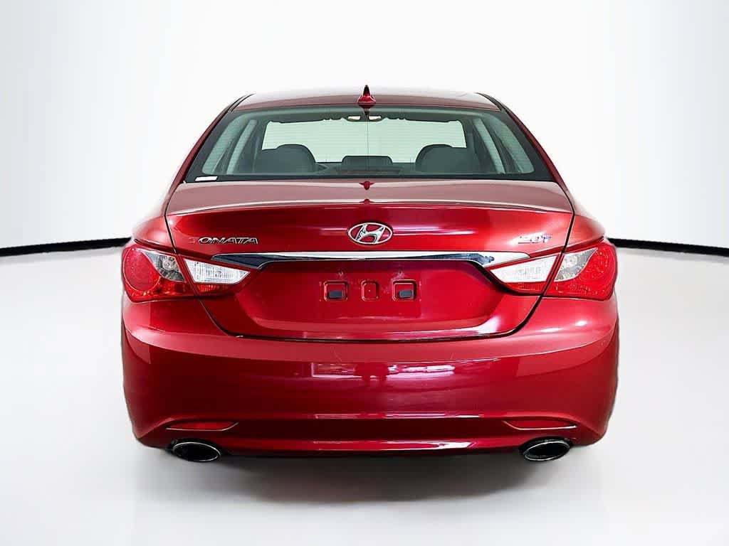 Used 2011 Hyundai Sonata SE w/ Navigation & Sunroof Pkg 4 FWD image 5