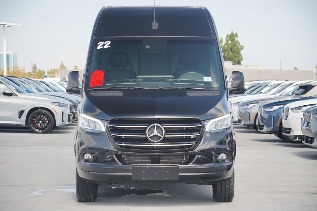 Used 2022 Mercedes-Benz Sprinter 2500 image 2