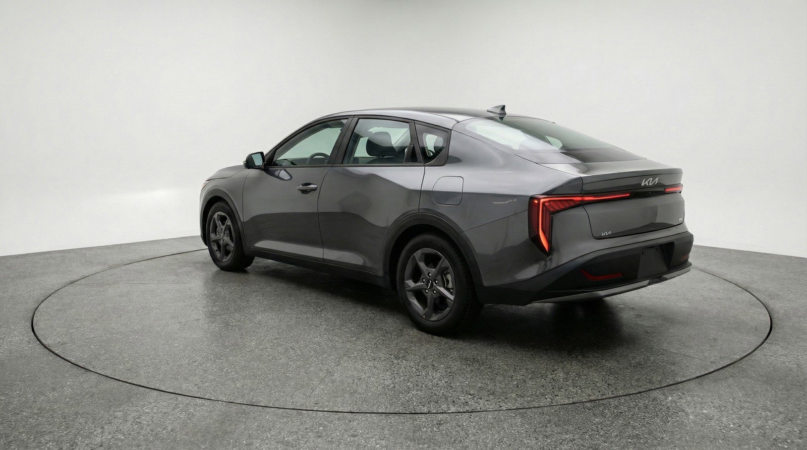 Used 2025 Kia K4 LXS image 6