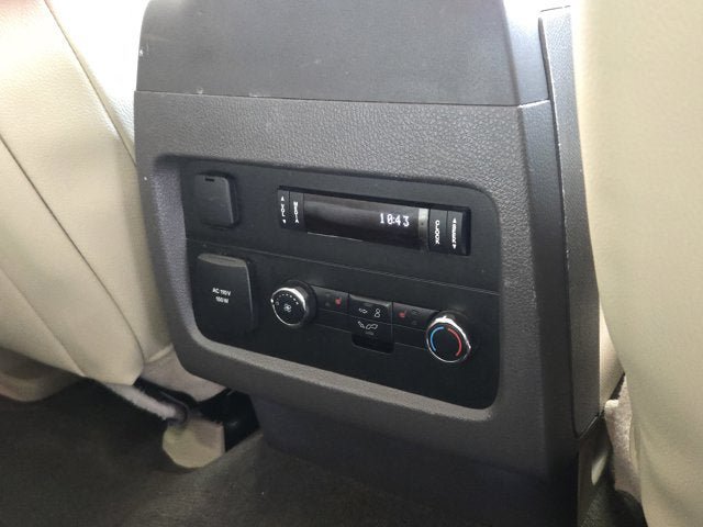 Used 2015 Lincoln Navigator L 4WD w/ Equipment Group 101A Reserve image 9