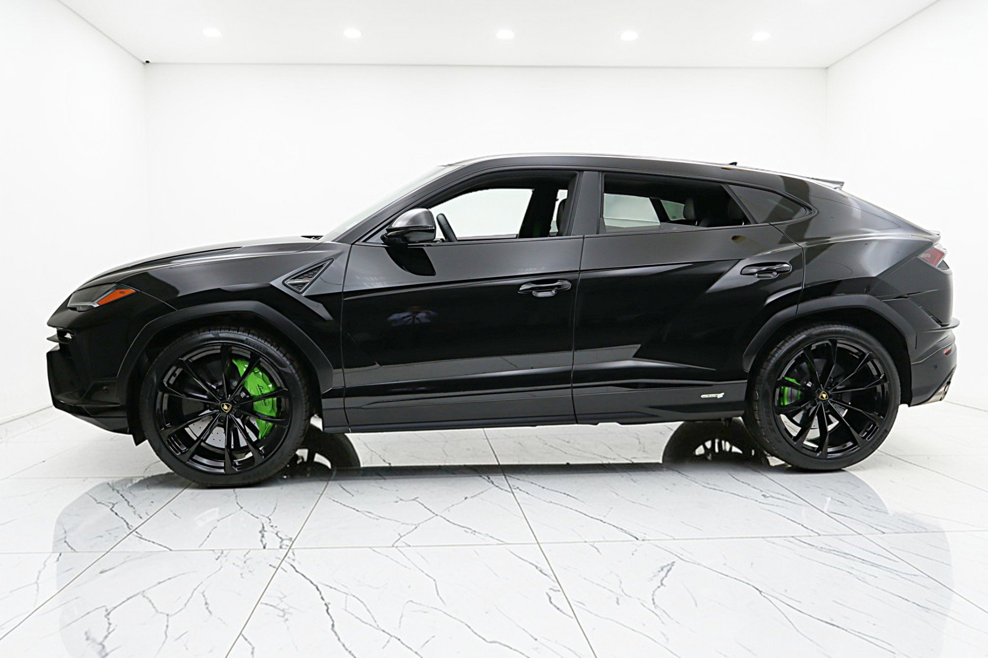 Used 2024 Lamborghini Urus S image 3