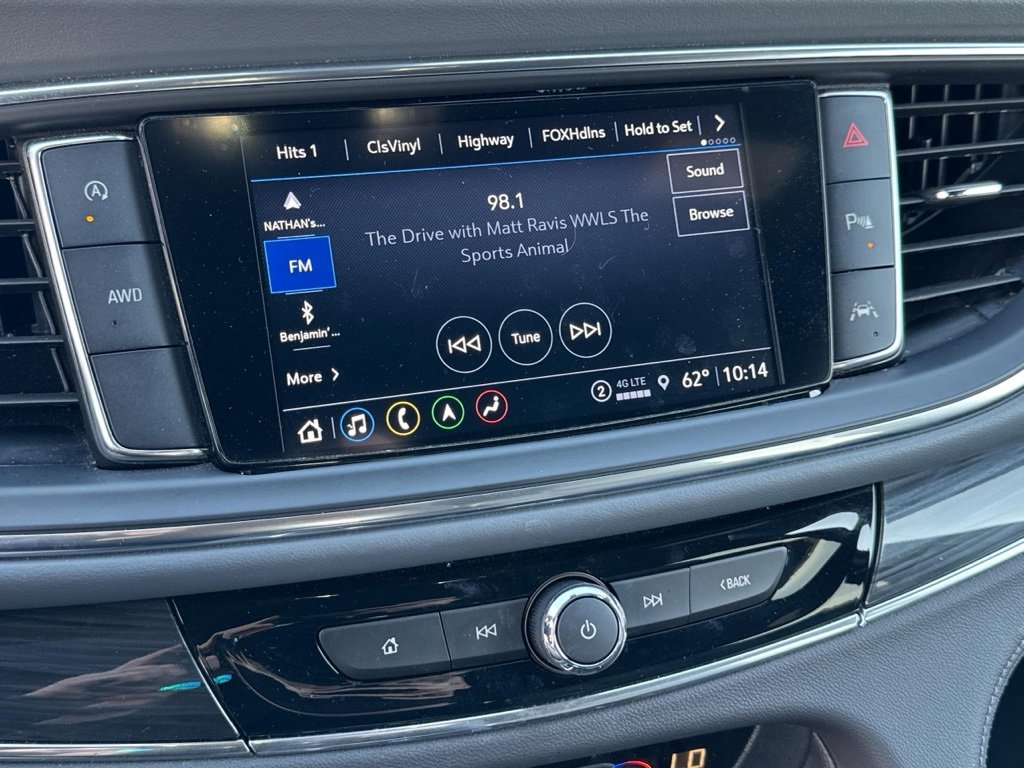 Used 2024 Buick Enclave Premium image 6