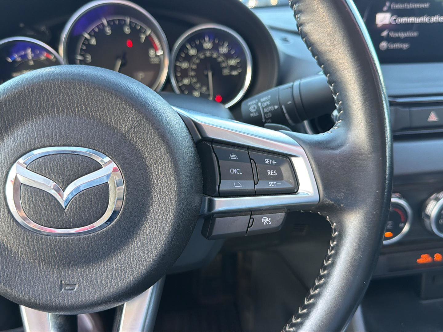 Used 2024 MAZDA MX-5 Miata Grand Touring RWD image 23