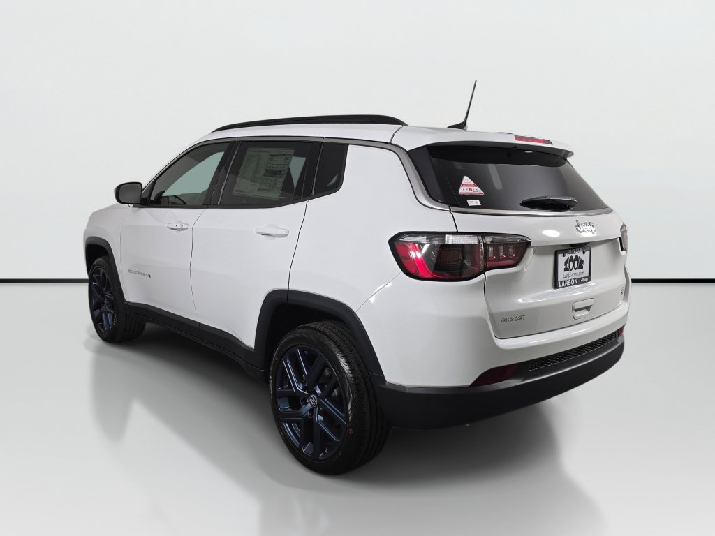 New 2026 Jeep Compass Latitude AWD/4WD image 7