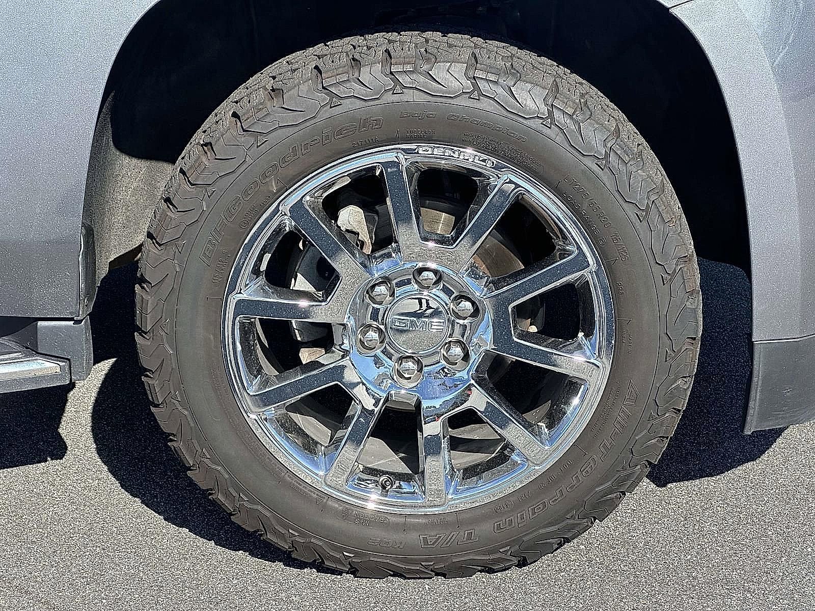 Used 2019 GMC Yukon Denali image 9