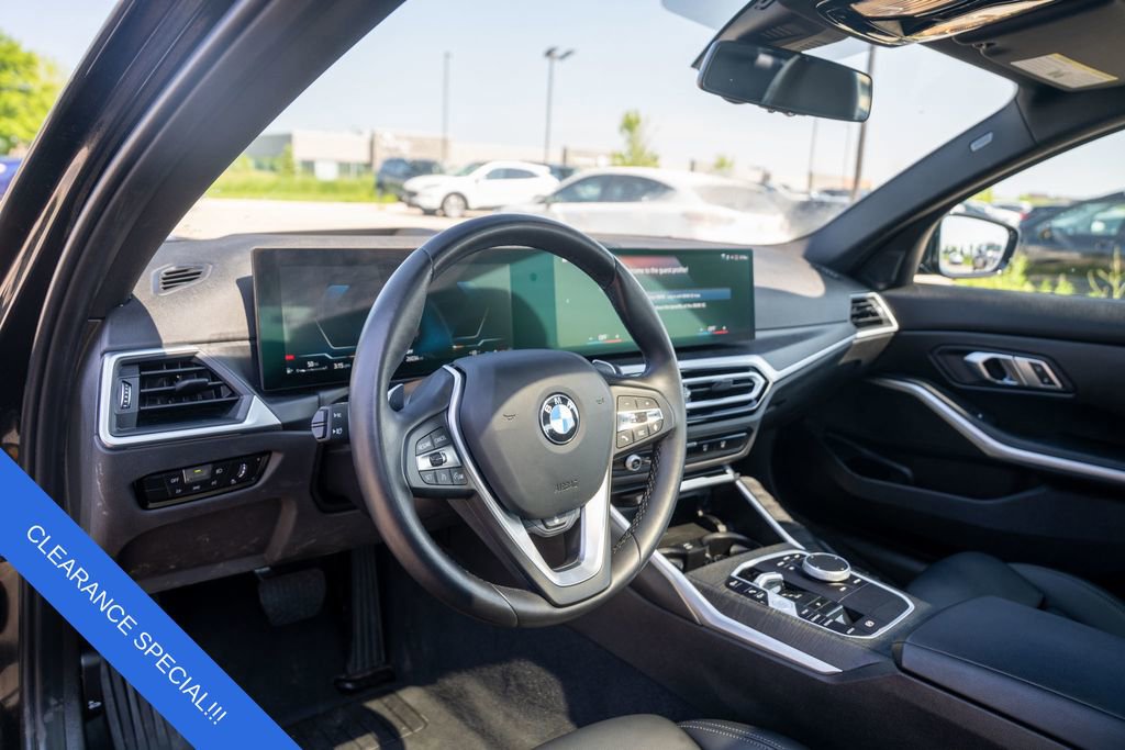 Used 2023 BMW 330i xDrive Sedan w/ Premium Package image 18