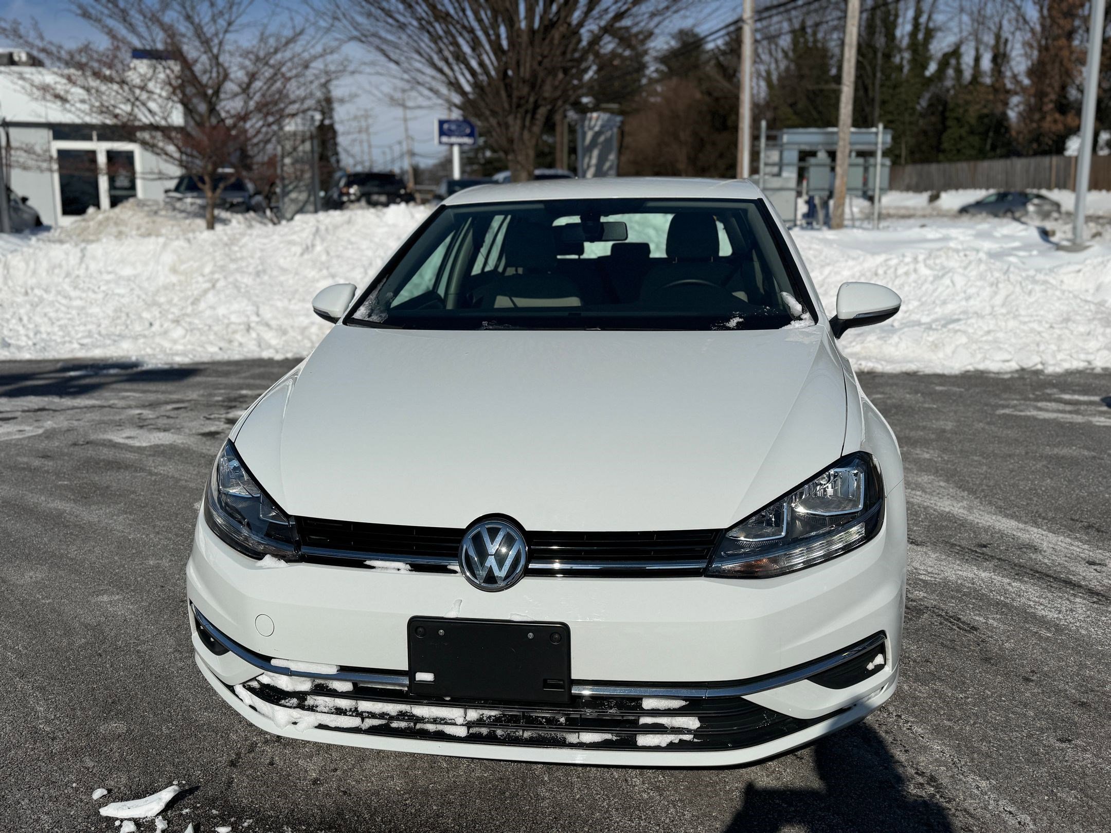 Used 2018 Volkswagen Golf S image 5