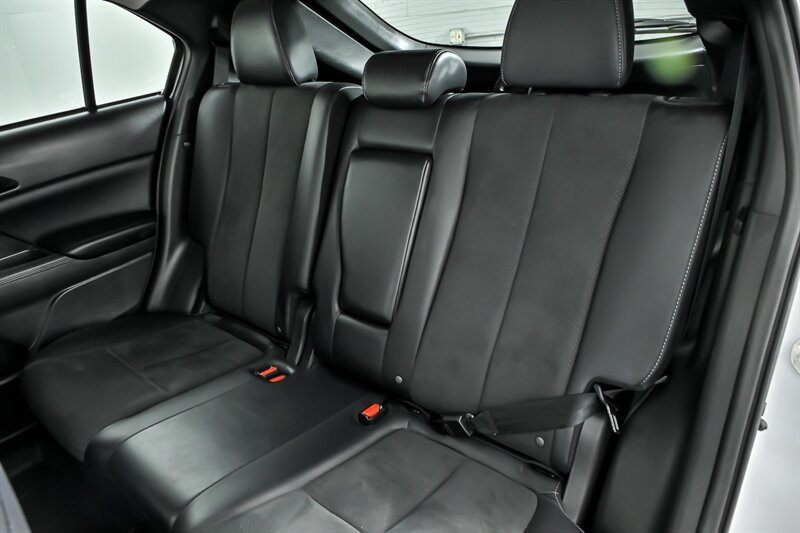 Used 2024 Mitsubishi Eclipse Cross SE AWD/4WD image 19