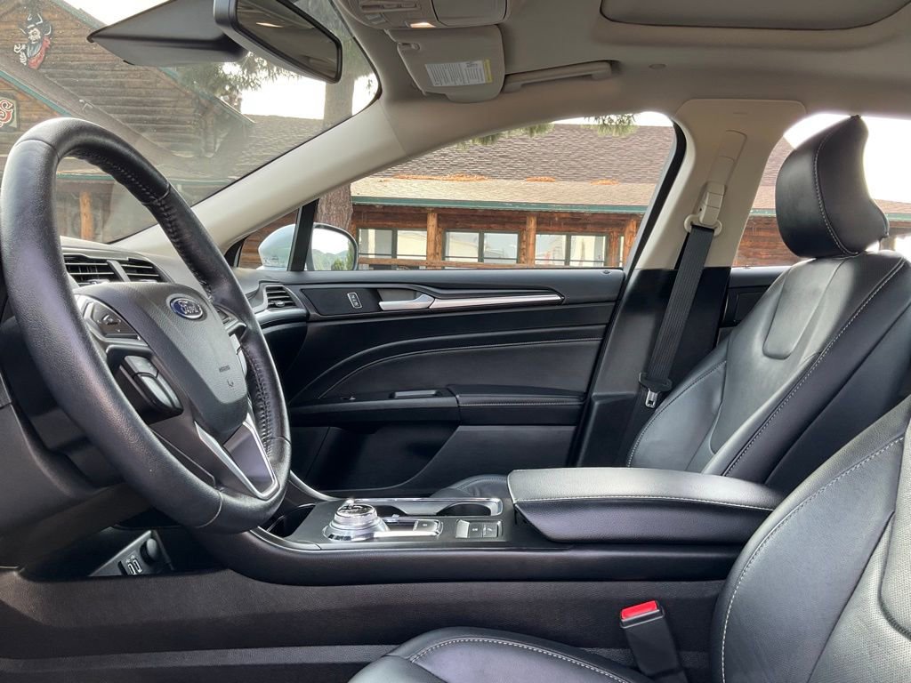 Used 2019 Ford Fusion Titanium image 48