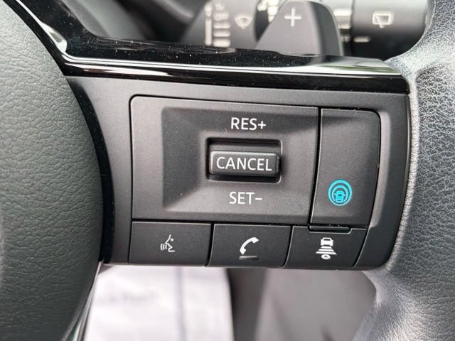 Certified 2023 Nissan Rogue SV AWD/4WD image 18