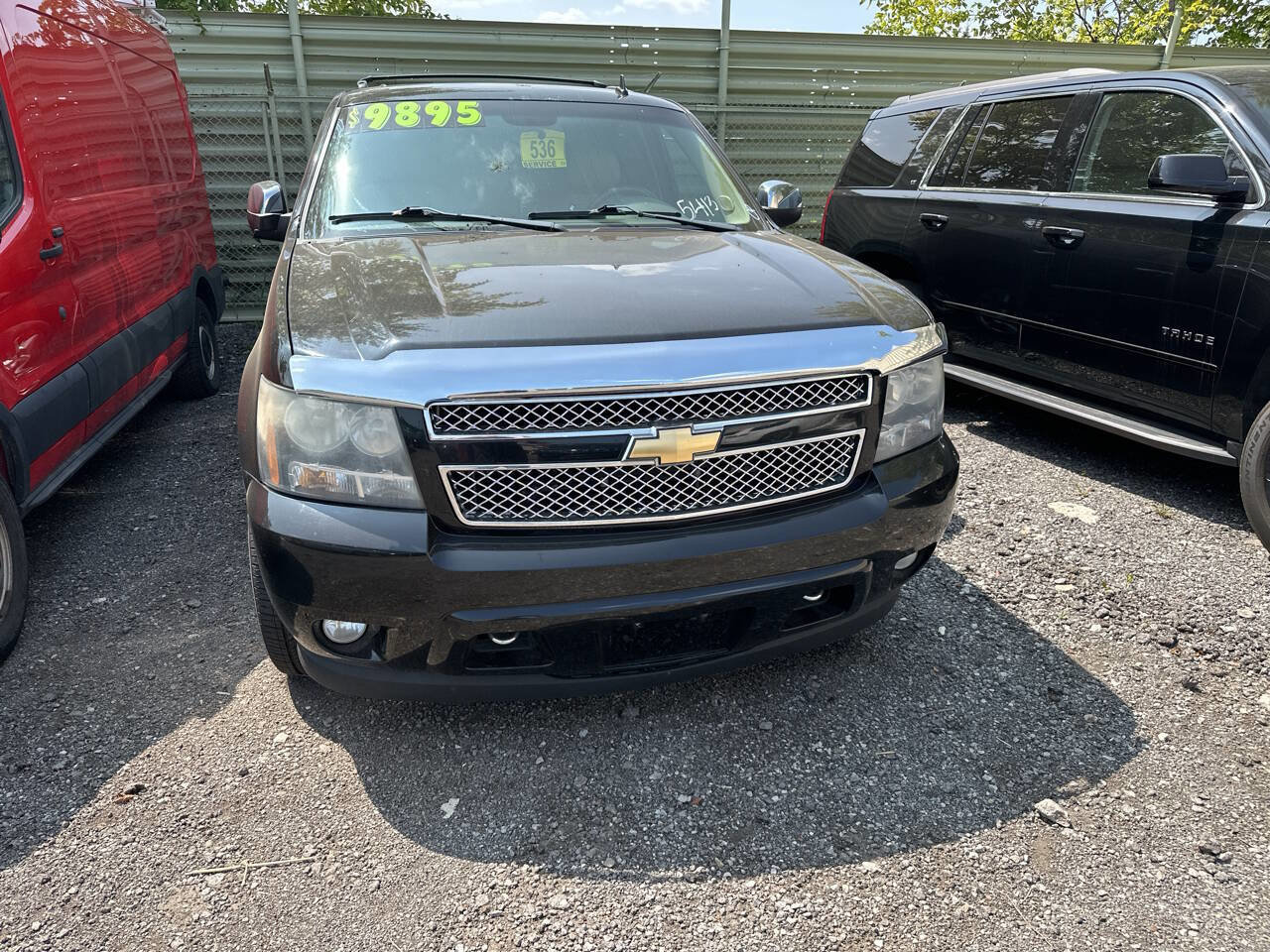 Used 2011 Chevrolet Tahoe LTZ AWD/4WD image 2