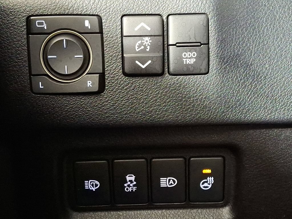 Used 2022 Lexus GX 460 w/ Black Line Special Edition AWD/4WD image 24