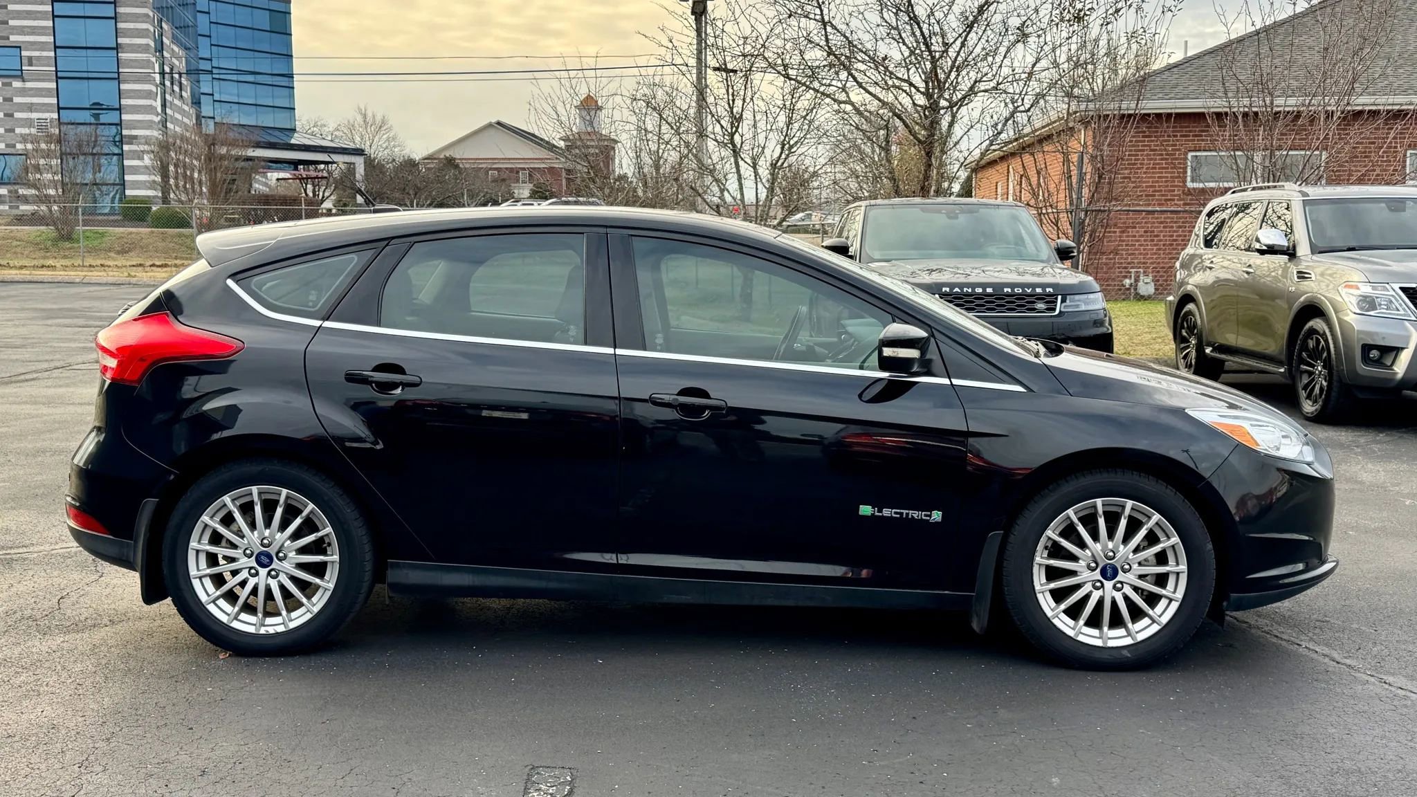 Used 2016 Ford Focus Electric Hatchback w/ Exterior Protection Package image 4