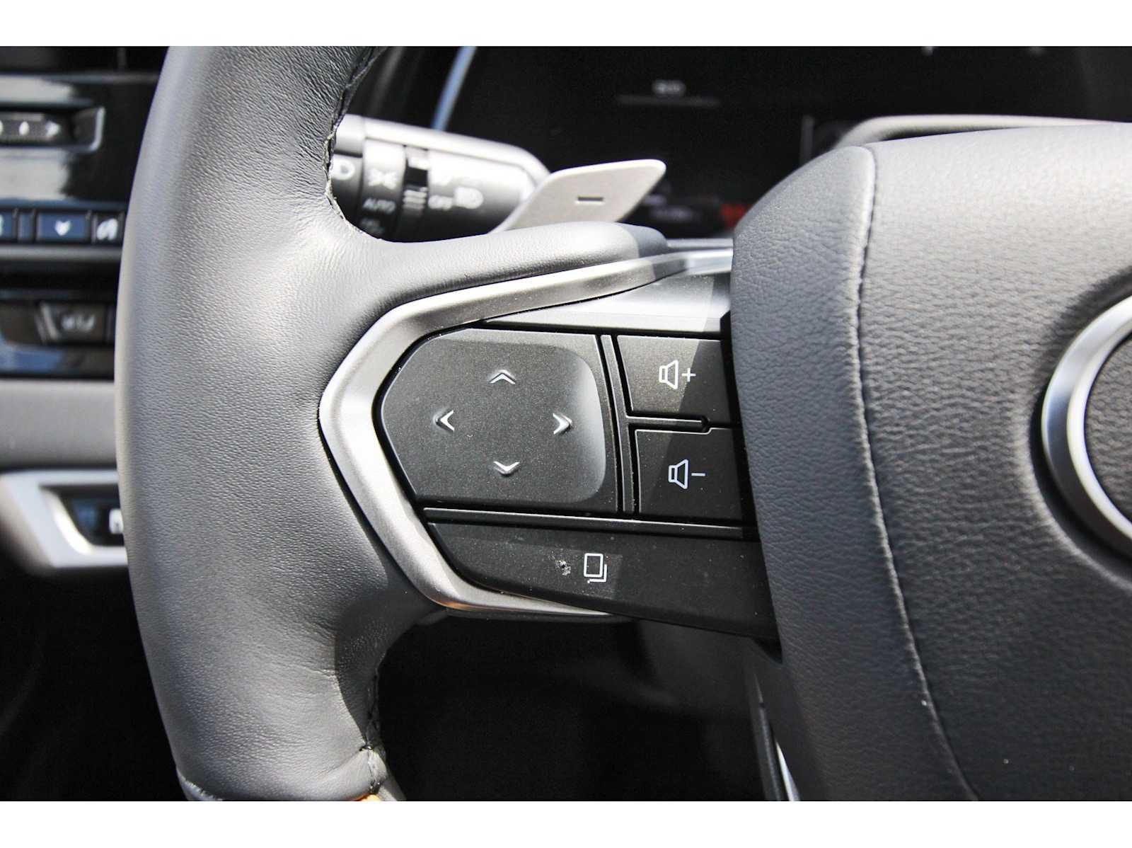 Used 2025 Lexus RX 350 Premium Plus w/ Convenience Package AWD/4WD image 15