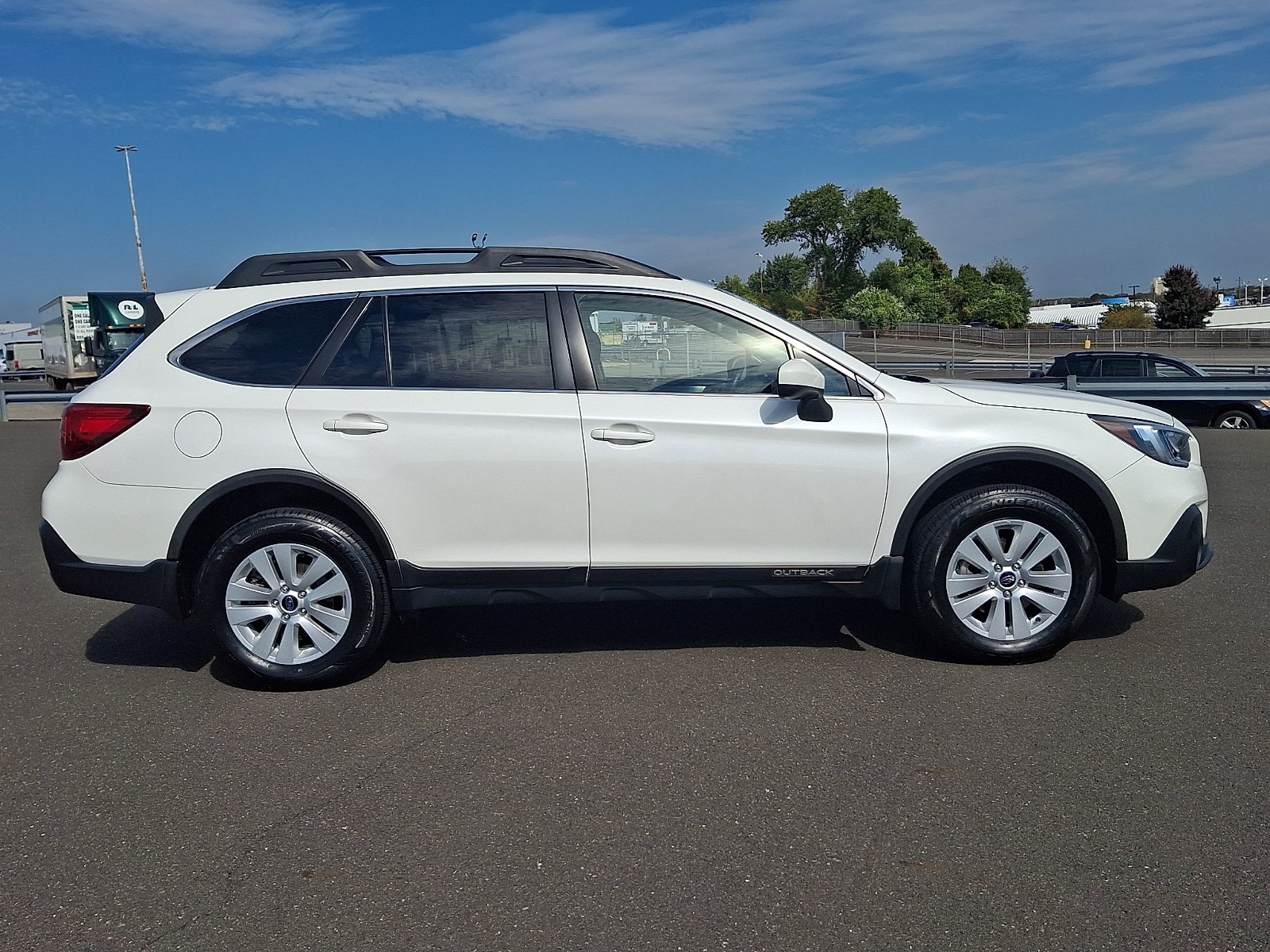 Used 2019 Subaru Outback 2.5i Premium w/ Protection Package #1 AWD/4WD image 7