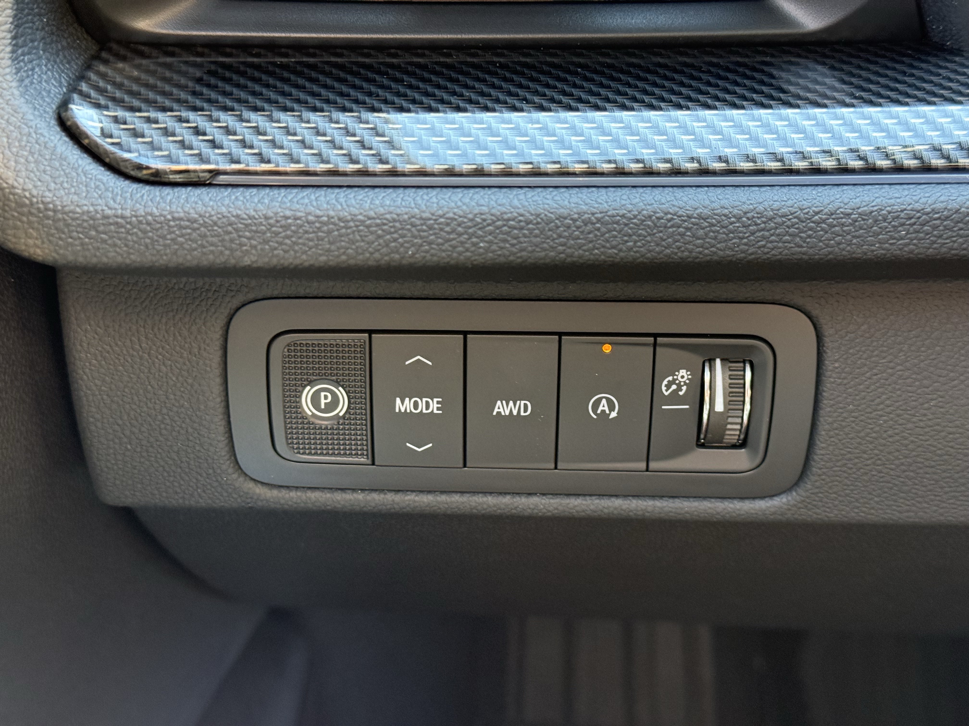 New 2027 Chevrolet Traverse Z71 w/ Enhanced Driving Package AWD/4WD image 27