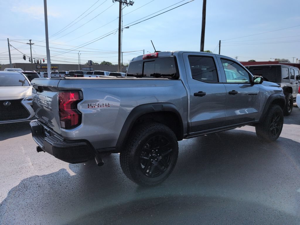 Used 2024 Chevrolet Colorado Trail Boss w/ Technology Package AWD/4WD image 5
