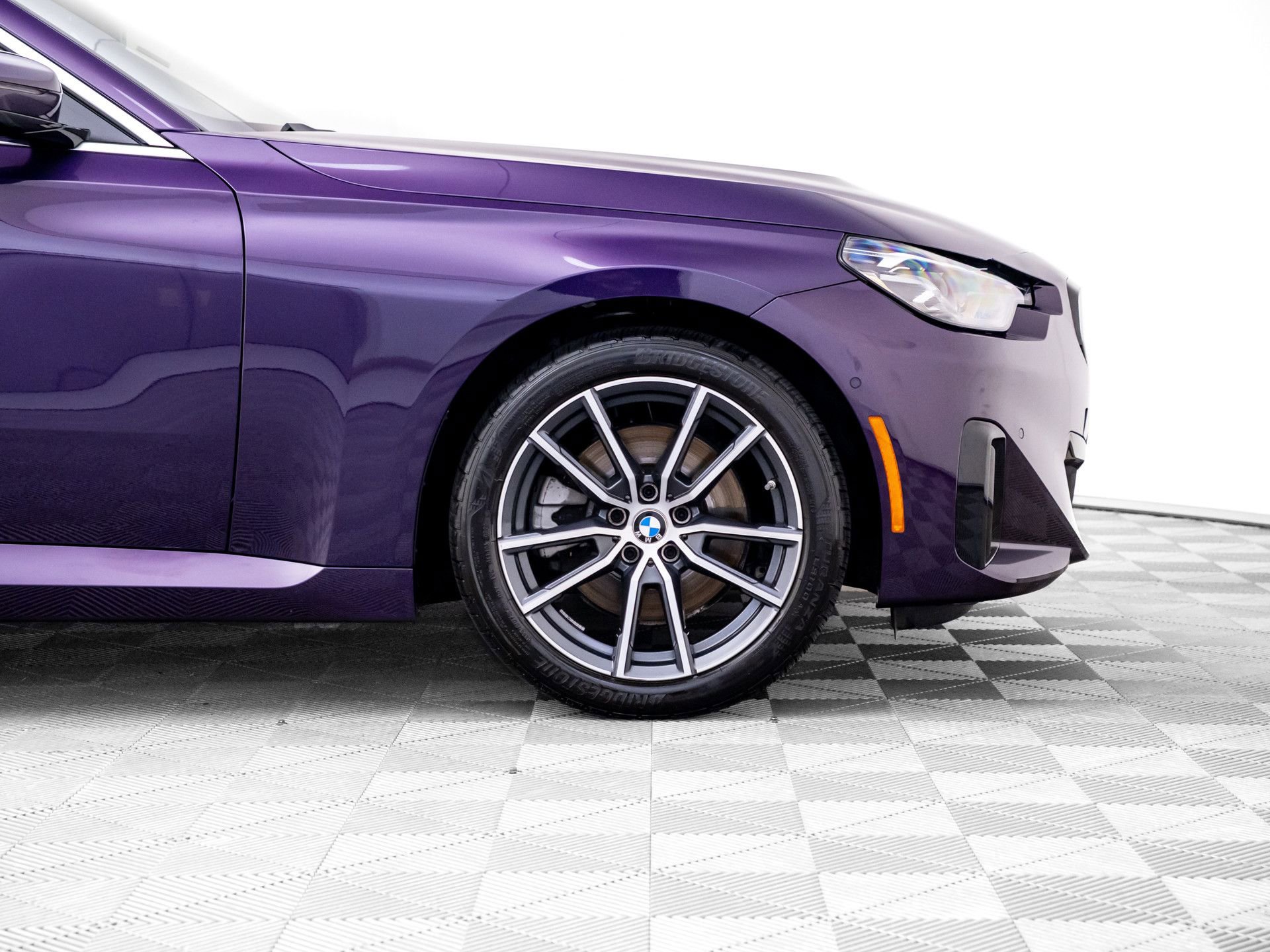 Certified 2025 BMW 230i xDrive Coupe AWD/4WD image 33