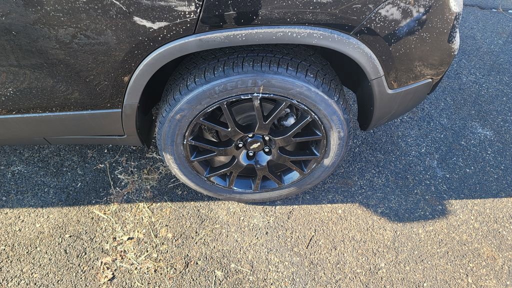 Used 2022 Chevrolet Trax LT w/ Driver Confidence Package image 8