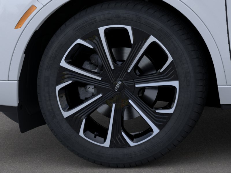 New 2024 Lincoln Nautilus Reserve w/ Equipment Group 202A AWD/4WD image 19