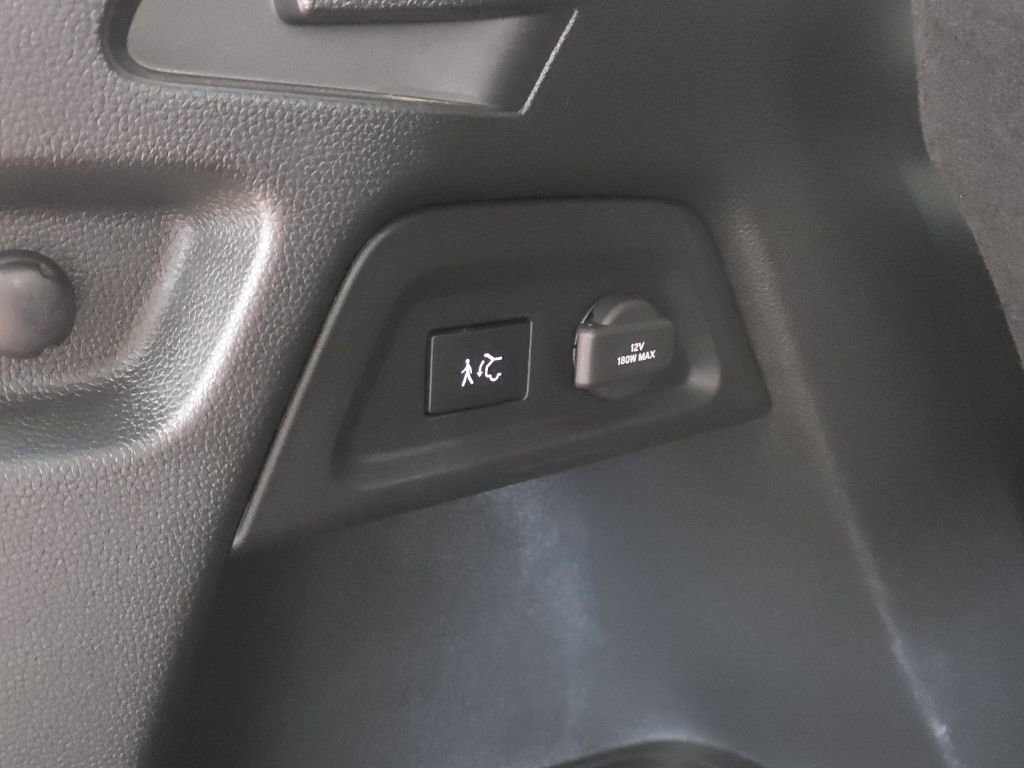 Used 2023 Honda Pilot Touring image 15