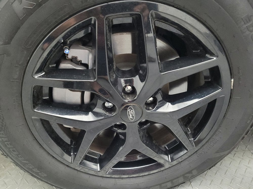 Used 2024 Ford Edge SEL image 31