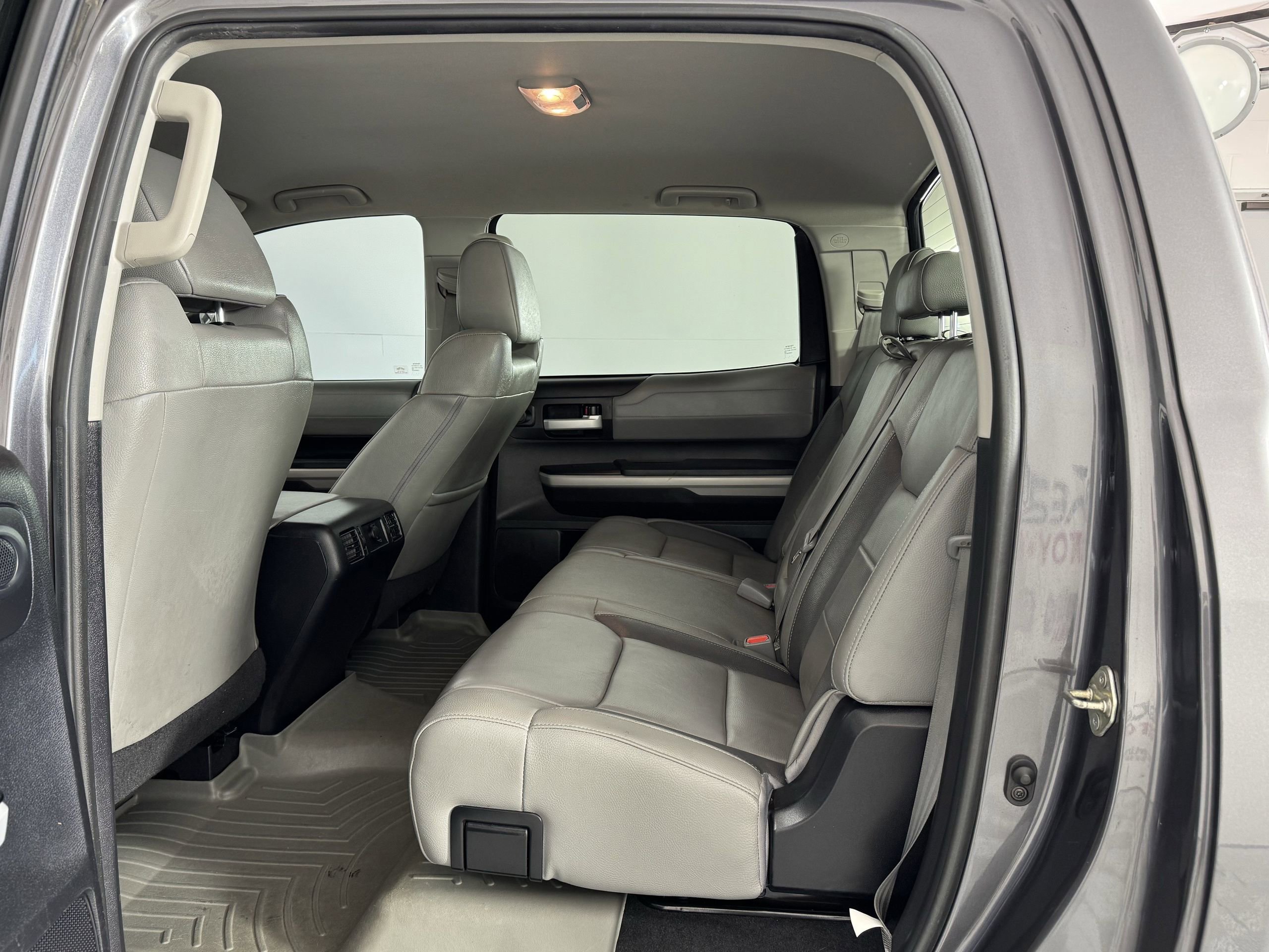 Used 2019 Toyota Tundra Limited image 12