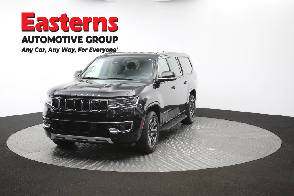 Used 2024 Jeep Wagoneer L Series II w/ Flexible Seating Group RWD image 61