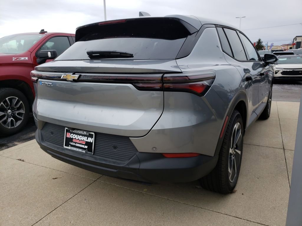 New 2026 Chevrolet Equinox EV LT image 5