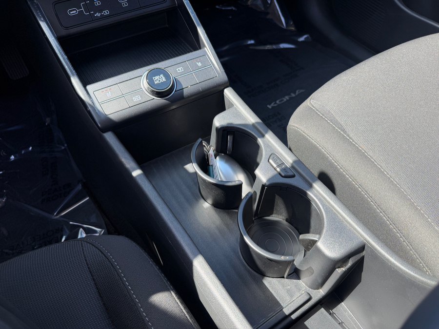Used 2024 Hyundai Kona SEL FWD image 26