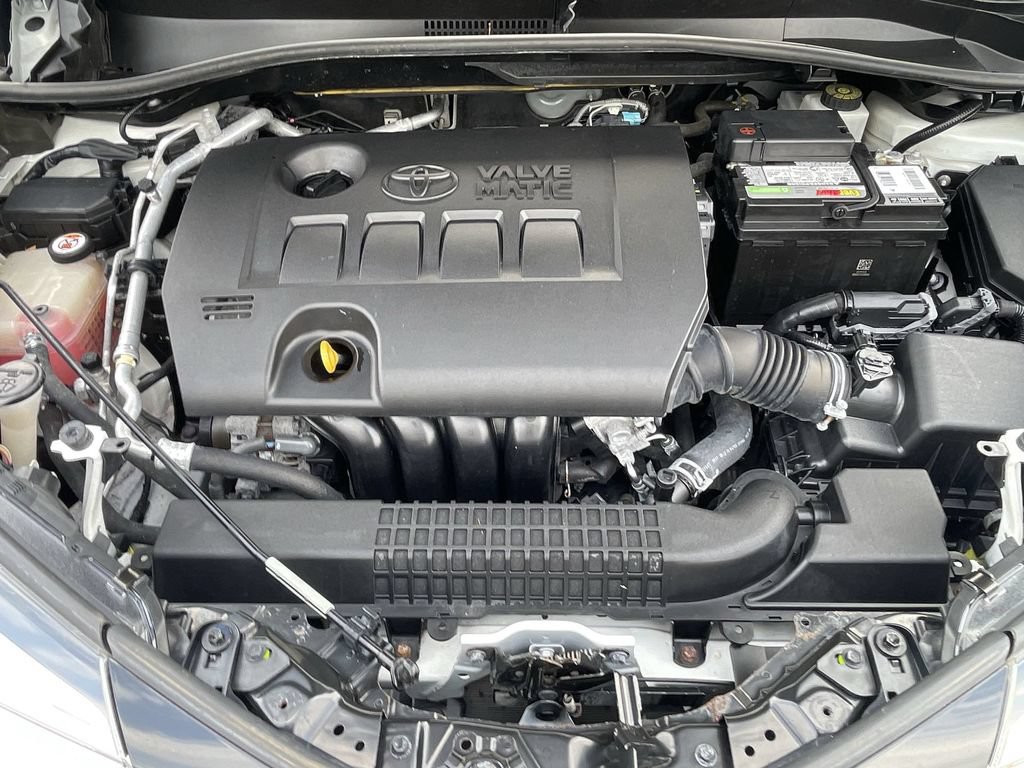Used 2019 Toyota C-HR LE FWD image 13