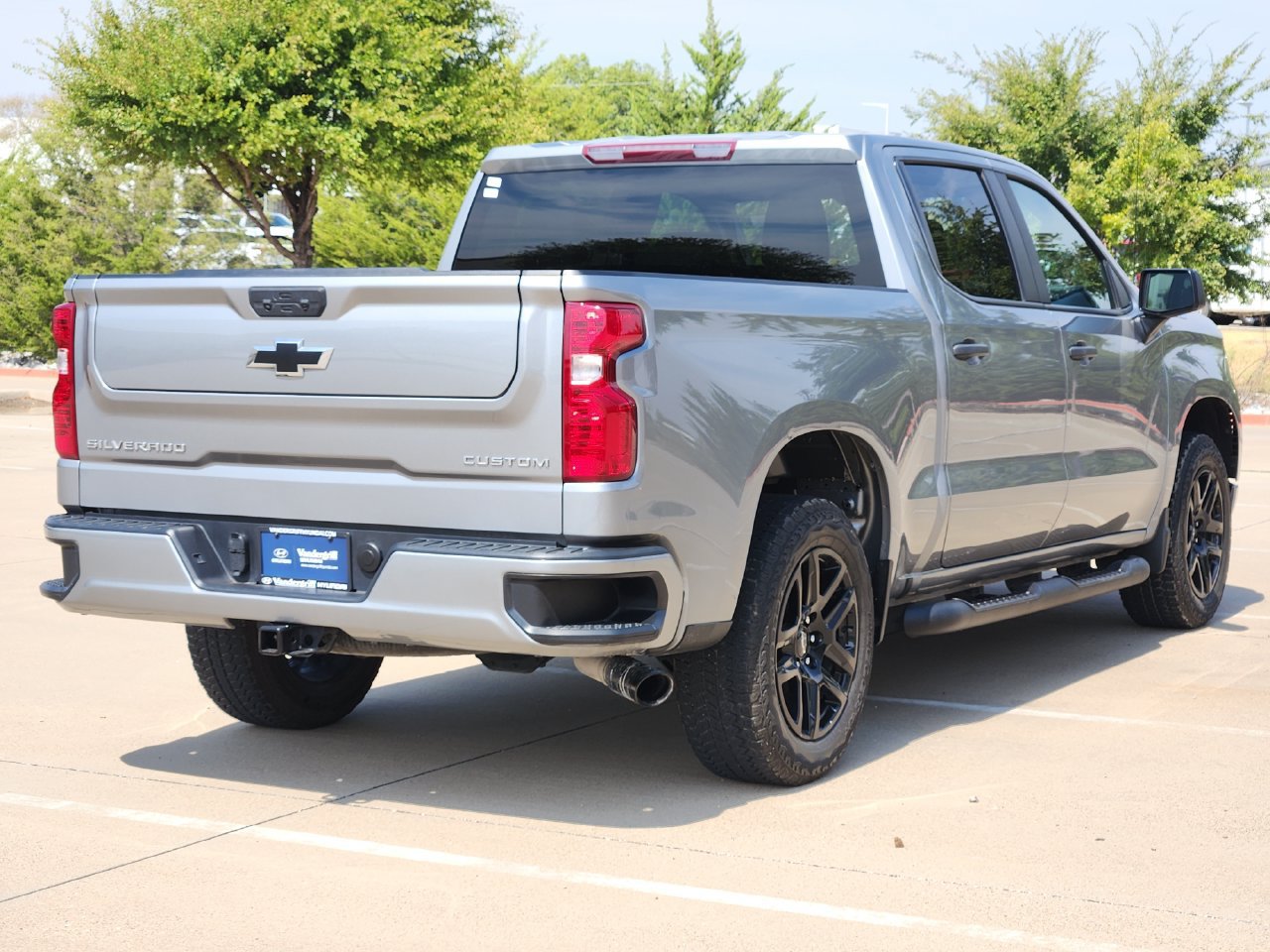 Used 2025 Chevrolet Silverado 1500 Custom w/ Turbomax Blackout Package RWD image 4