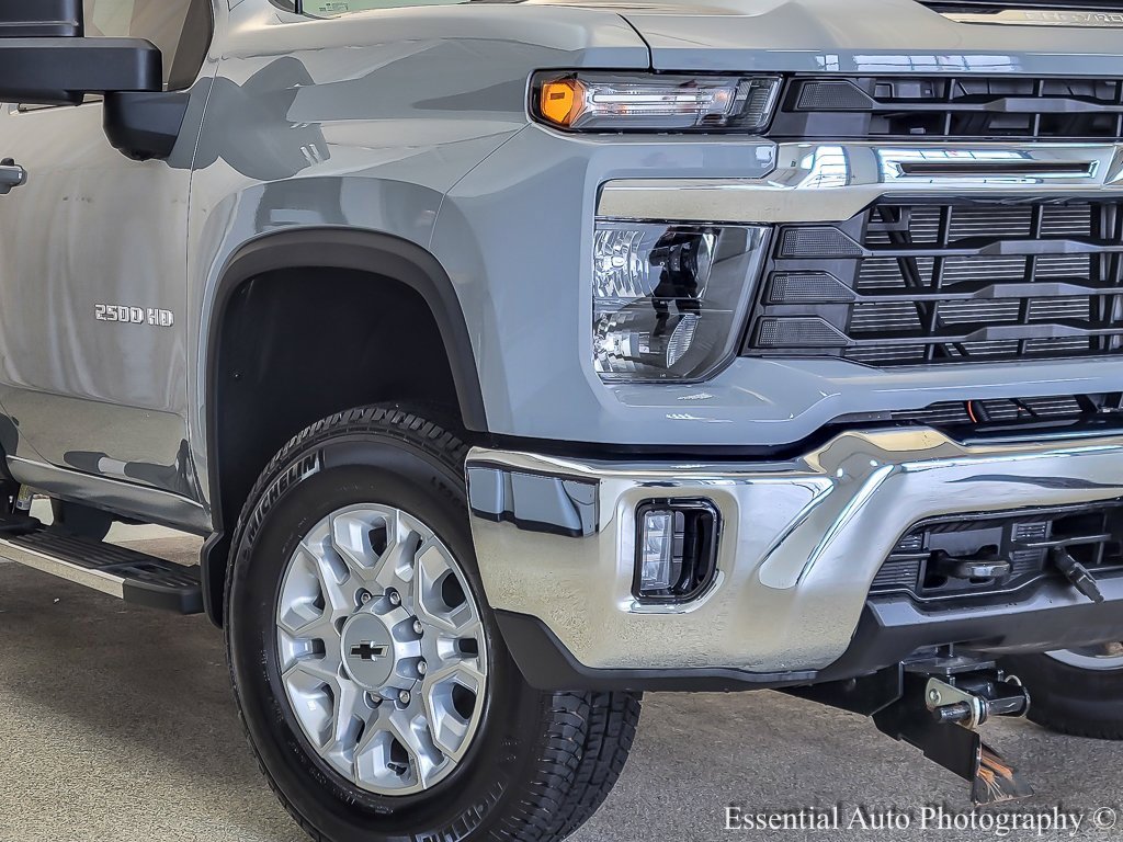 Certified 2024 Chevrolet Silverado 2500 LT w/ Convenience Package image 4