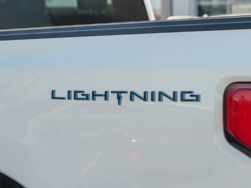 Used 2022 Ford F150 Lightning Pro AWD/4WD image 8