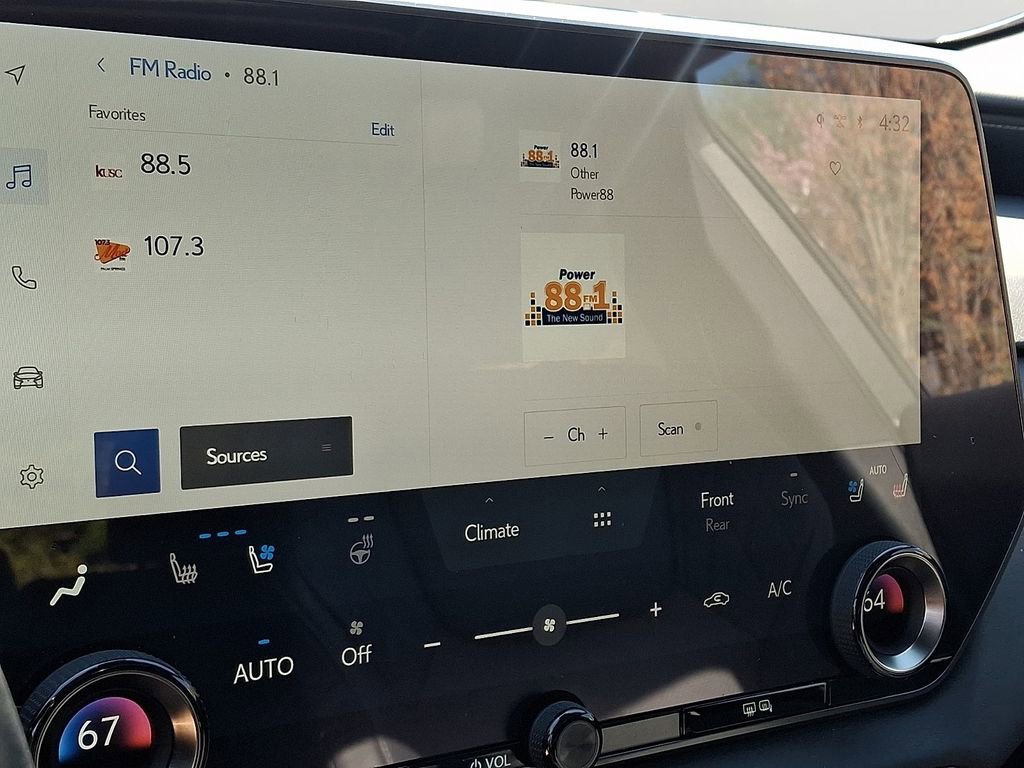 Used 2023 Lexus RX 350h w/ Cold Area Package AWD/4WD image 18