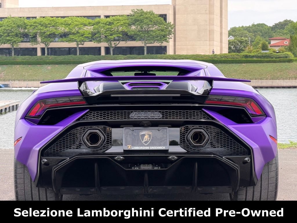 Used 2024 Lamborghini Huracan Tecnica RWD image 4